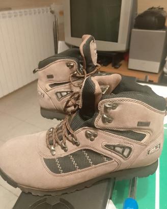 Stivali da uomo imbottiti nuovi 45 marca 8848 