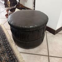 Due puff con contenitore