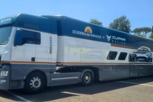 Semirimorchio racing