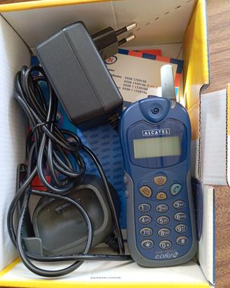 telefoni con scatola 