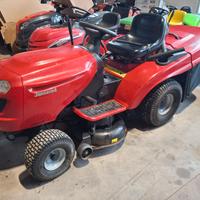 Trattorino rasaerba JONSERED/HUSQVARNA LT2217
