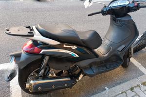 Scooter Beverly 500