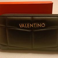 Portafoglio valentino