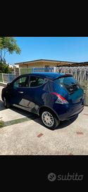 Lancia Y Gold anno 2016 Blu Mare metallizzato