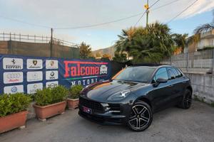Porsche Macan FULL TETTO PASM