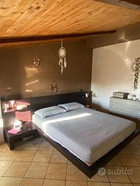 letto matrimoniale e accessori