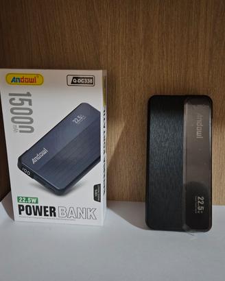 powerbank 15000mah da 22.5W con cavi incorporati