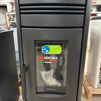 Stufa pellet EXTRAFLAME NORDICA mod NORIS 5 stelle