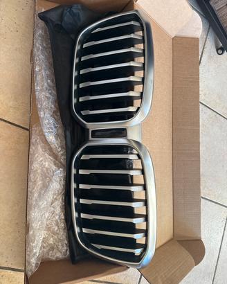 Griglia anteriore bmw x3 anno 2022 originale