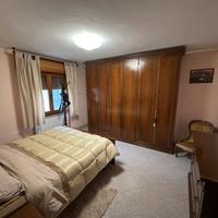 CAMERA DA LETTO COMPLETA in legno (noce)