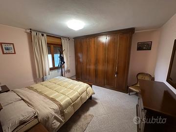 CAMERA DA LETTO COMPLETA in legno (noce)