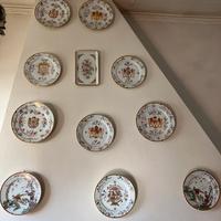 Piatti decorativi dipinti a mano in ceramica