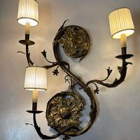 Appliques 1700 metallo dorato a motivi floreali