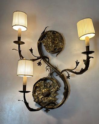 Appliques 1700 metallo dorato a motivi floreali