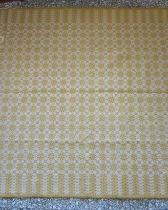 Tappeto sardo artigianale giallo oro