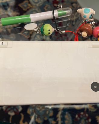Nintendo DS con accessori e scheda R4 x giochi