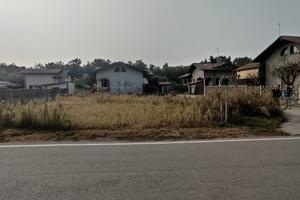 Terreno edificabile con progetto villa singola