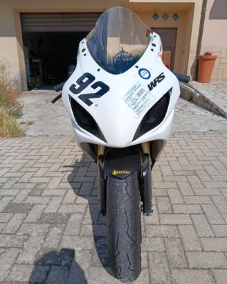 Suzuki gsxr 600 k4 pista