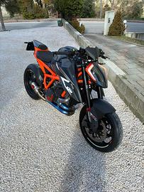 Ktm super duke 1290 rr