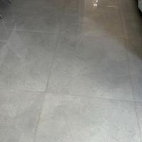 Pavimento/rivestimento in gres porcellanato