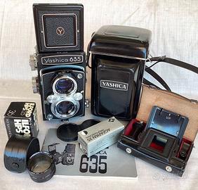 Yashica 635 MINT con accessori