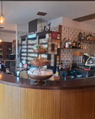 Attivita' bar ristorazione tabacchi appartamento