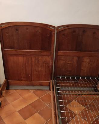 Letto primi del 900 con comodini, rete e materasso