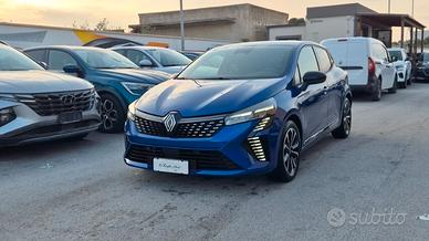 Renault Clio TCe 90 CV 5 porte Techno - 2025