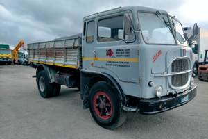 Fiat 643 N1 con ribaltabile posteriore
