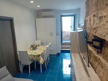Nettuno appartamneto borgo con vista mare