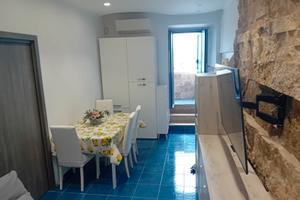 Nettuno appartamneto borgo con vista mare