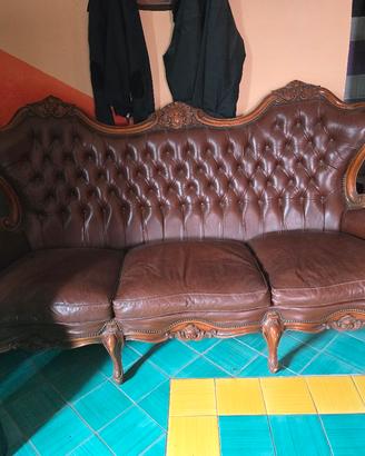 divano in pelle anni 70