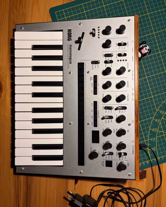 Korg Monologue Silver