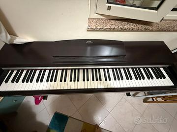 pianoforte Yamaha 