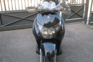 Piaggio Beverly 200