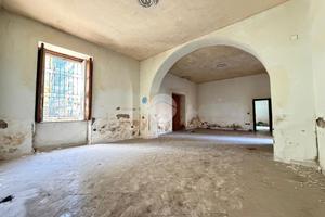 3 LOCALI A CASAVATORE