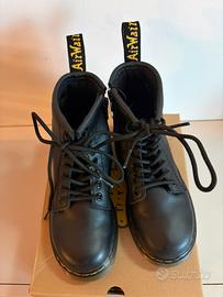 Dr. Martens 1460 nere bambino n. 28