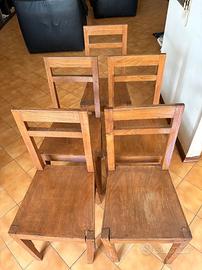 Cinque sedie in legno anni 40.