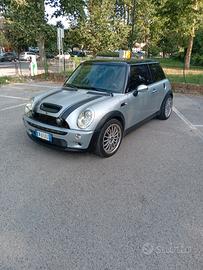 Mini Cooper anno 2004 1.6 16v 116cv