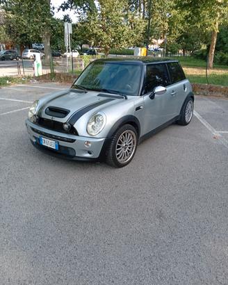 Mini Cooper anno 2004 1.6 16v 116cv