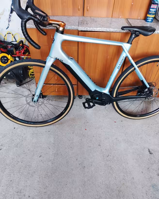 Basso volta carbon silver gravel
