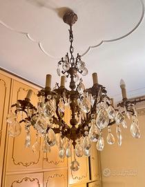Grande lampadario vintage in stile barocco