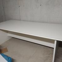 Tavolo, scrivania, banco da lavoro