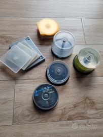 N 22 Custodie varie plastica dura x cd