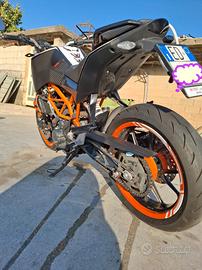 ktm duke 390
