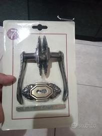 maniglie in ottone ariete