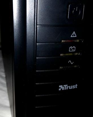 Gruppo di continuità TRUST UPS  1000VA BATTERIA+