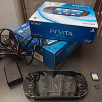 PS Vita OLED completa di scatola, sd e un gioco