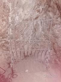 antica grata in ferro battuto 