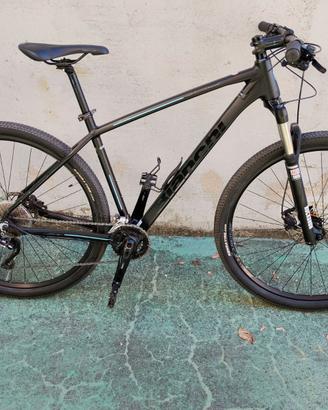 Bicicletta mountain bike marca bianchi